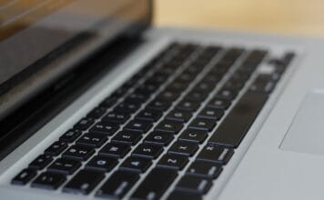 Generative design of low-pressure die-cast molds